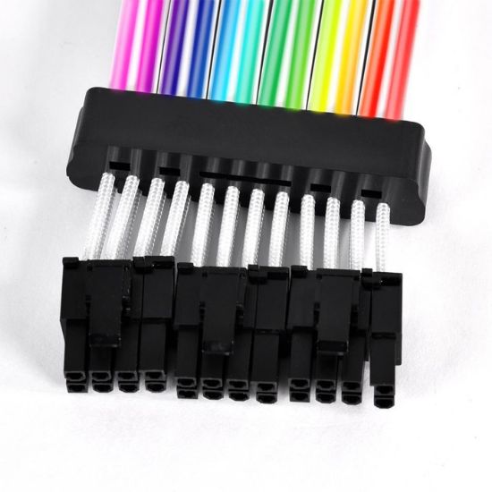 Lian Li Strimer Plus 3x8-Pin V2 ARGB Uzatma Kablosu resmi