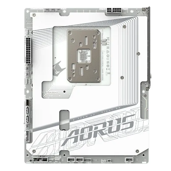 GIGABYTE X870 AORUS STEALTH ICE DDR5 M.2 HDMI DP ATX AM5 resmi