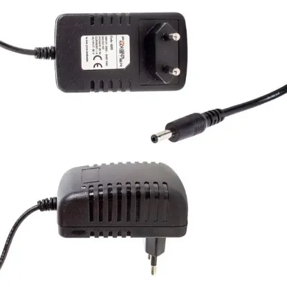 Powermaster PM-620 18 Volt - 1 Amper 3.5*1.35 Mm Uçlu Plastik Kasa Priz Tipi Adaptör resmi