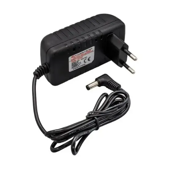 Powermaster PM-16737 5 Volt - 3 Amper 5.5*2.5 Mm Uçlu Plastik Kasa Adaptör resmi