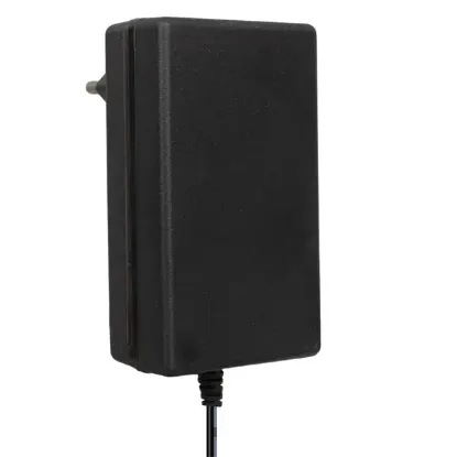 Weko WK-37909 9 Volt - 3 Amper 3.5*1.35 Mm Uçlu Yerli Üretim Priz Tipi Adaptör resmi