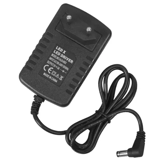 Powermaster PM-16737 5 Volt - 3 Amper 5.5*2.5 Mm Uçlu Plastik Kasa Adaptör resmi