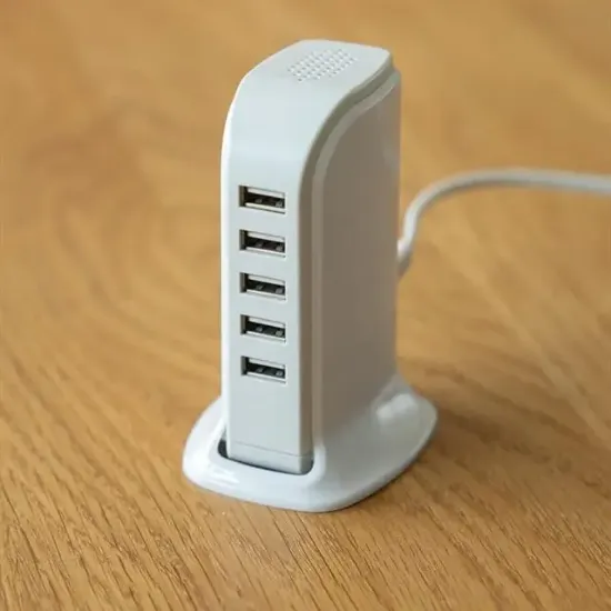 Powermaster USB Güç İstasyonu 5 Kanal Multiplexer resmi