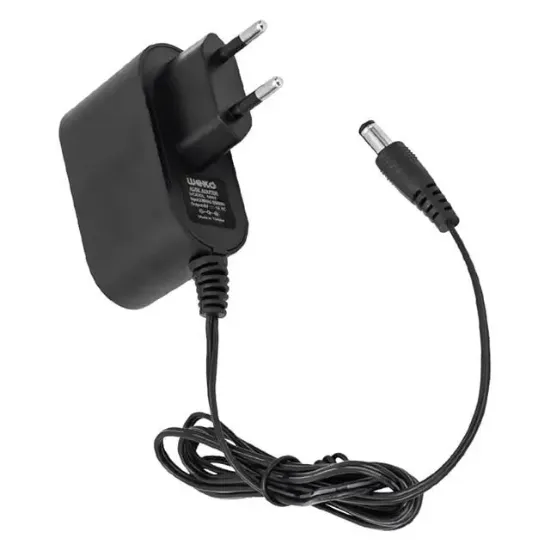 Weko 5 Volt 1 Amper 5 Watt Plastik Kasa Priz Tipi Adaptör (5.5x2.5 Uçlu) resmi