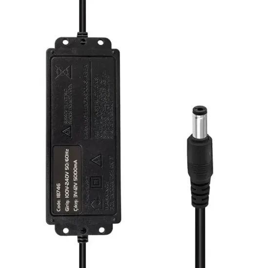 Powermaster PM-18746 3 Volt - 12 Volt - 5 Amper Çok Uçlu Ayarlı Kademeli Adaptör resmi